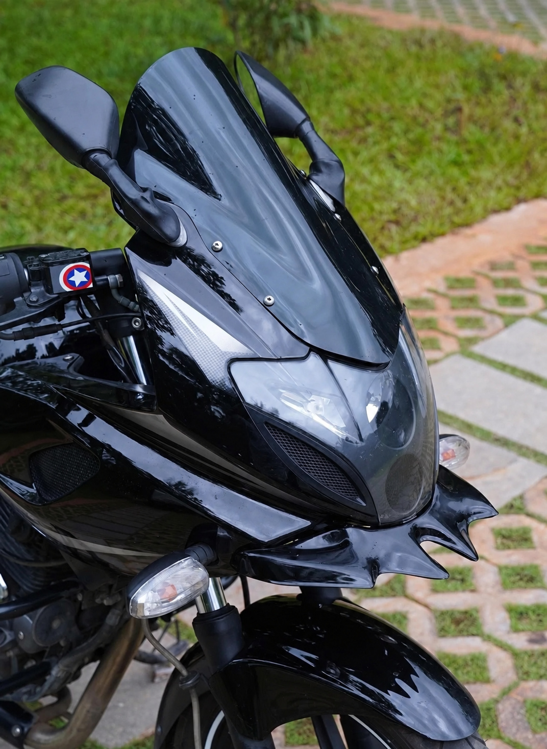 Gloss Black Front Winglet for Bajaj Pulsar 220