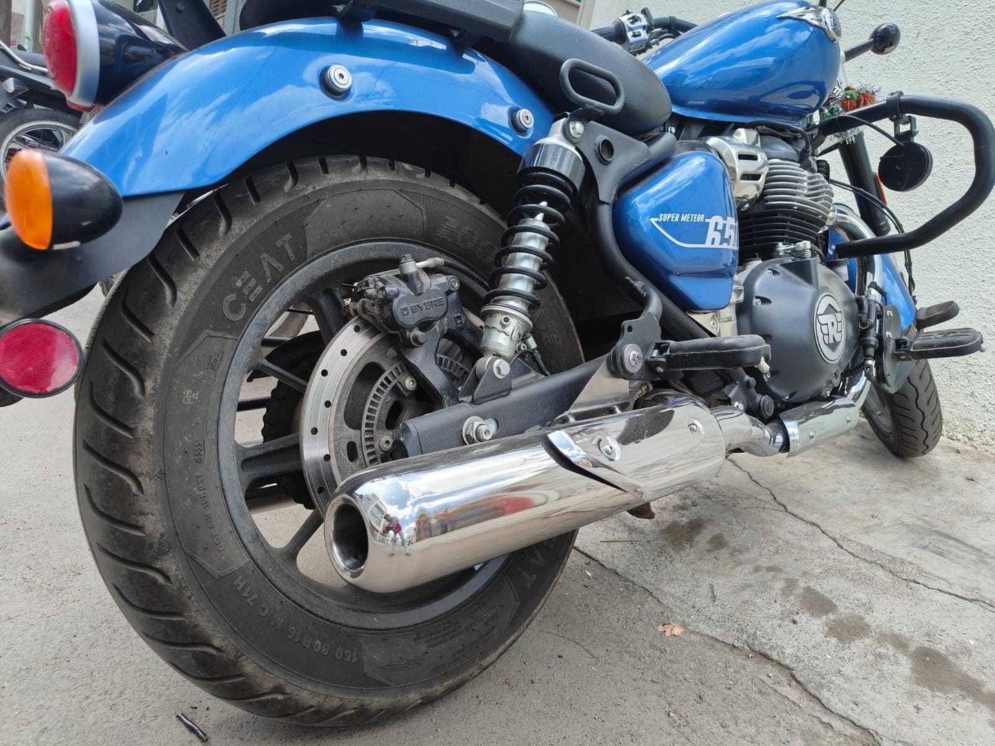 KP Racing System Replica SS Exhaust for Royal Enfield Super Meteor 650 | SS304 Stainless Steel Performance Silencer with Ceramic Fibre Wool & Lifetime Rust Warranty image 2