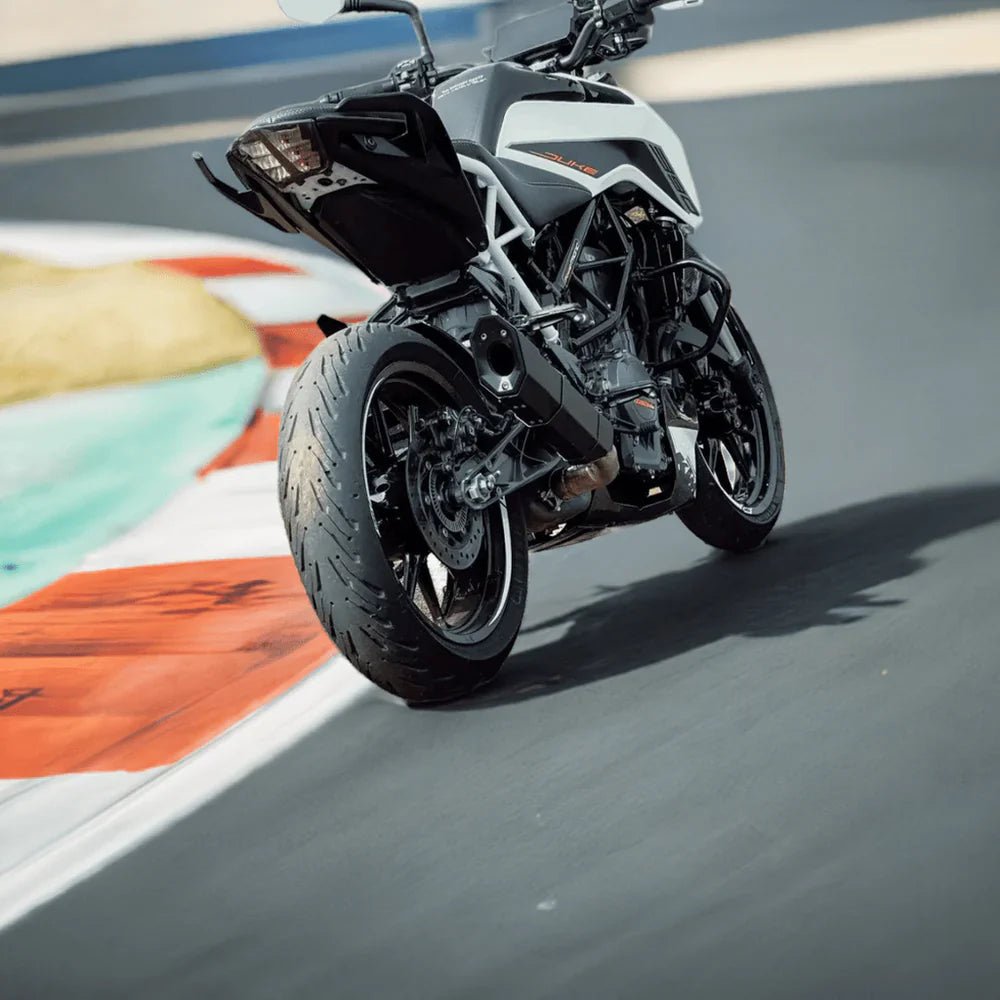 Barrel Rogue Black Slip-On Exhaust with Link Pipe for KTM Duke 390 / RC 390 / Adventure 390 / Duke 250 | 304 Stainless Steel (Rogue 1.0 & Rogue 2.0) — Rogue 1.0 / KTM Duke 390 BS6 image 3