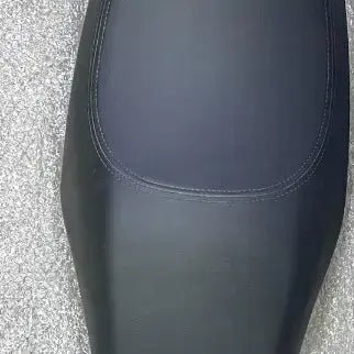 Harley Seat for Street 750 image 2