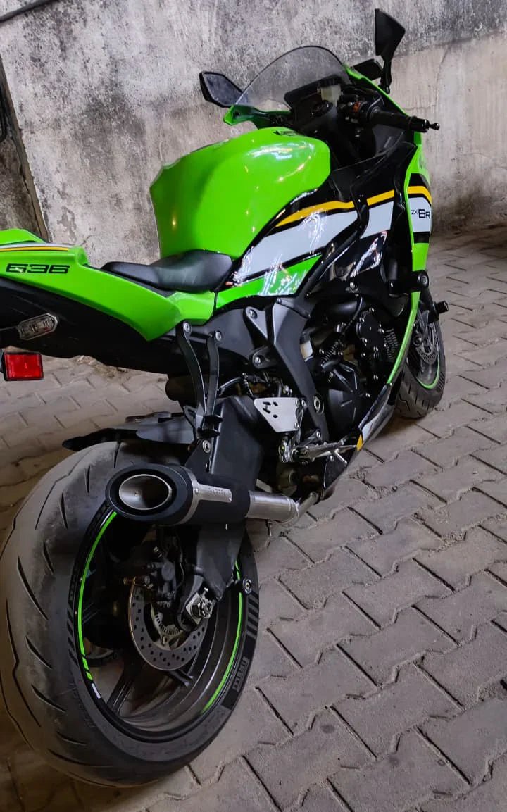 Barrel Outlaw 2.0 Slip-On Exhaust with Mid Pipe for Kawasaki ZX-6R (2025) | 304 Stainless Steel Performance Exhaust image 3