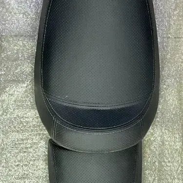 Seat set Front and Back for Harley Davidson Street Rod