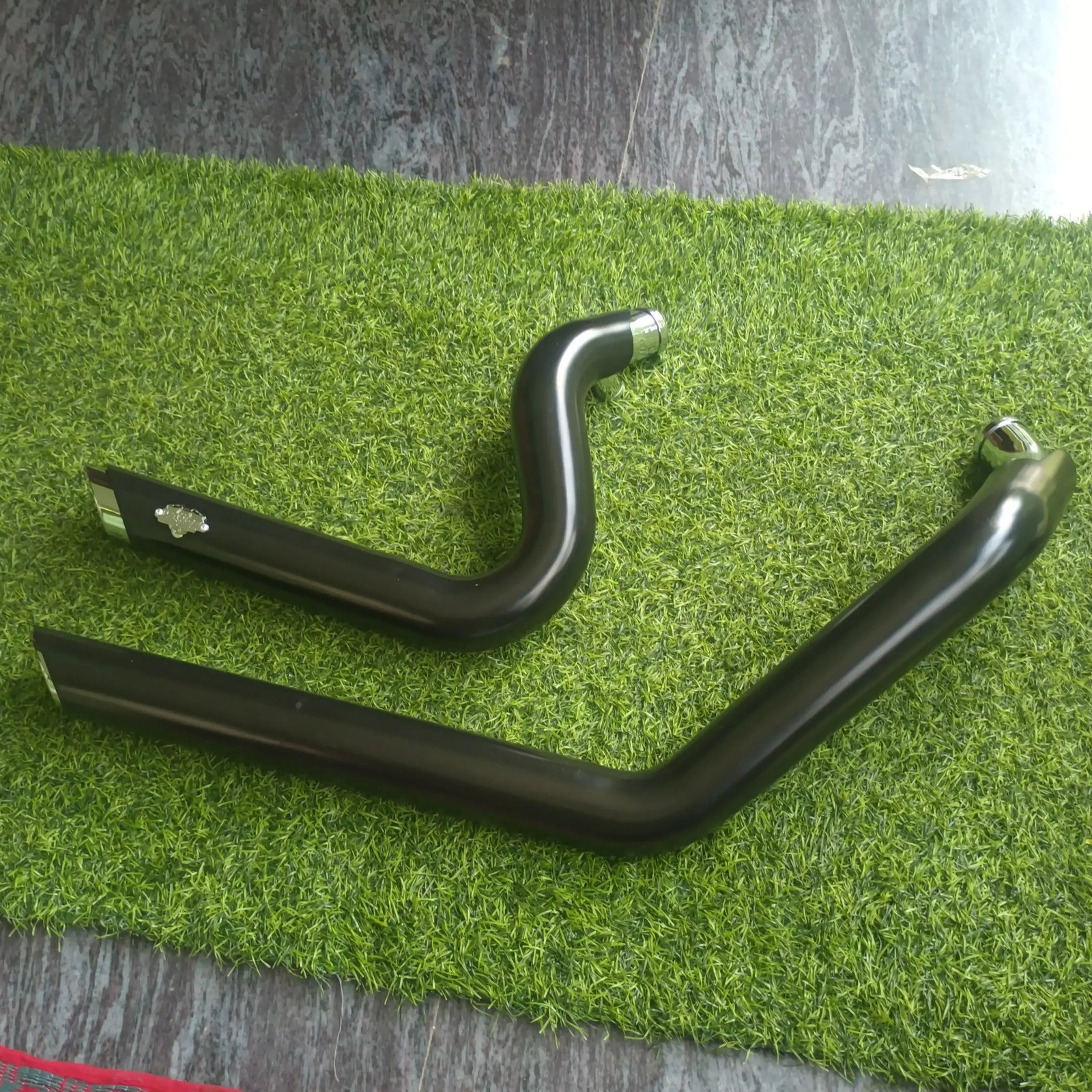 Vance And Hines Shortshots Staggered Exhaust For Harley Davidson iron 883