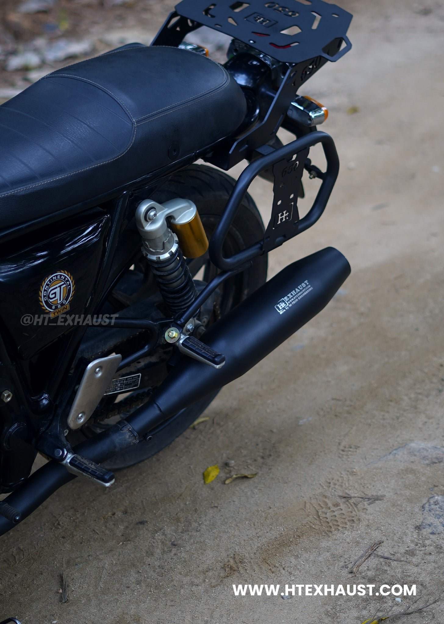 INTERCEPTOR AND GT 650 EXHAUST BLACK IN 320 image 2