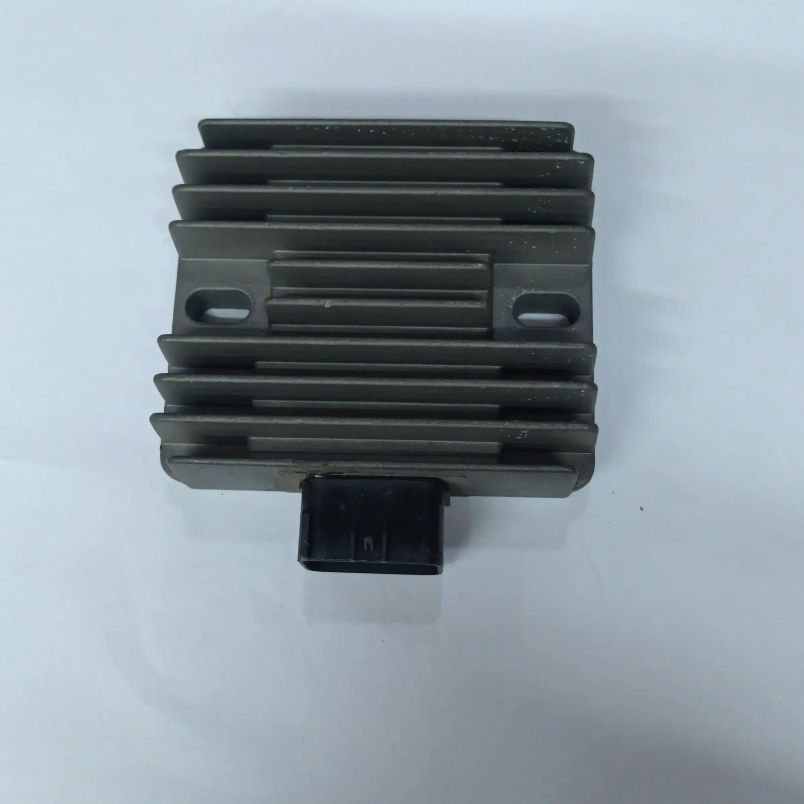 Kawasaki ninja 300 regulator rectifier unit