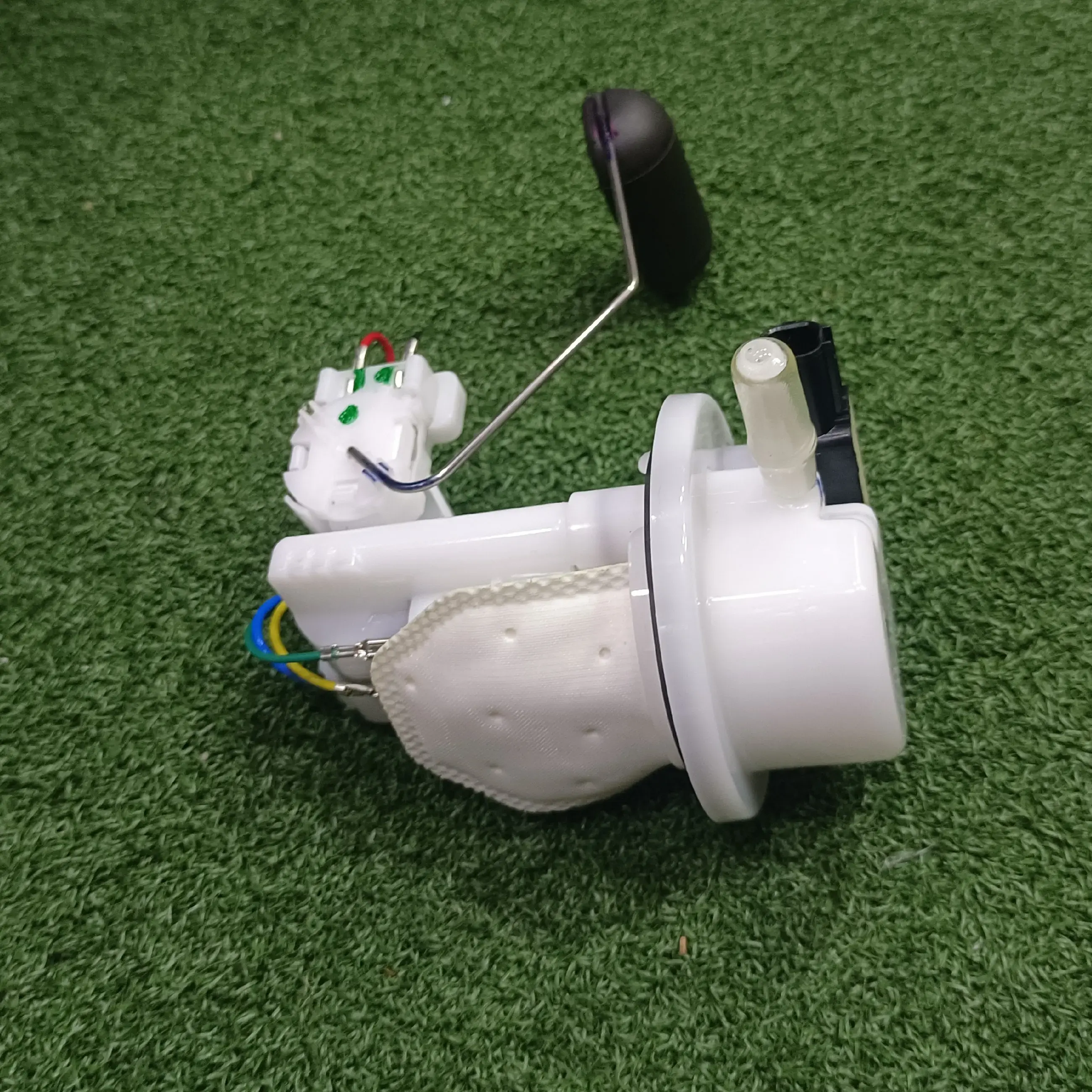 Fuel Pump Assembly For Mt 15 Or R15 V4 Bs6